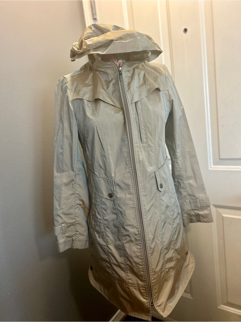 Cole Haan Packable Rain Jacket Women’s Small Tan Iridescent Hooded Trench